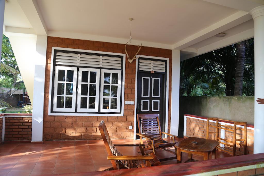 Lonely Beach Resort Tangalle Kültér fotó